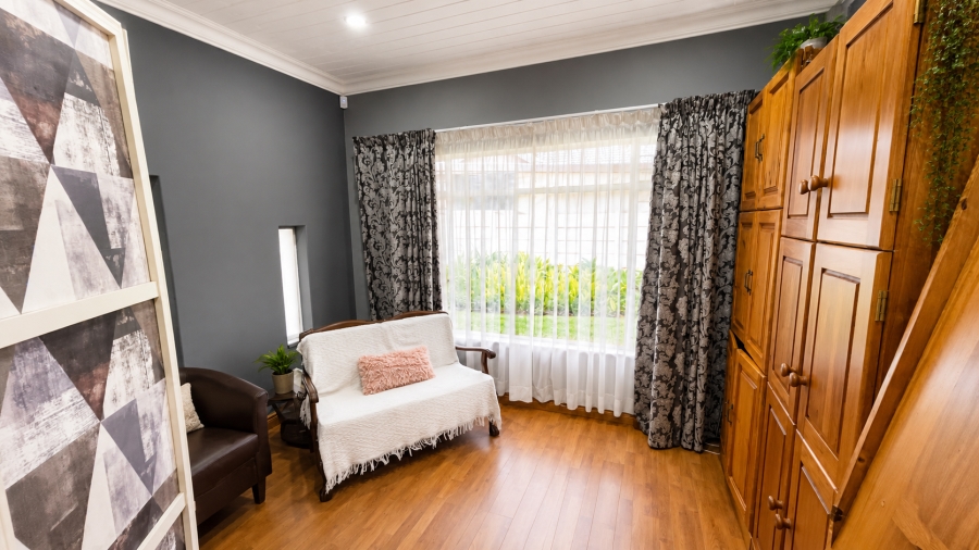 3 Bedroom Property for Sale in Flamwood North West